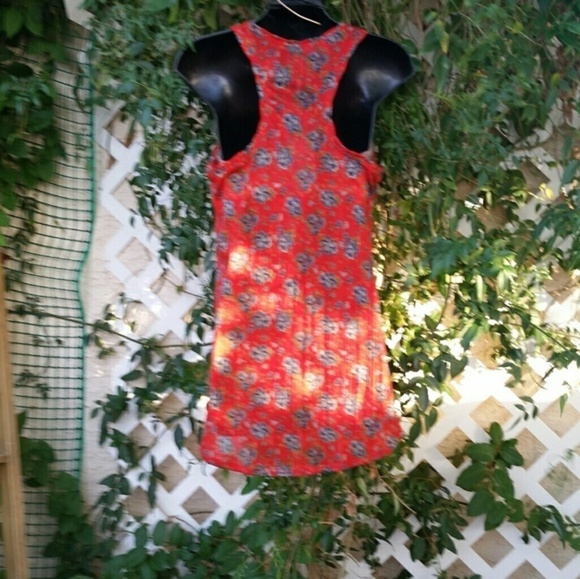 Free People‎ - Picture 2 of 4